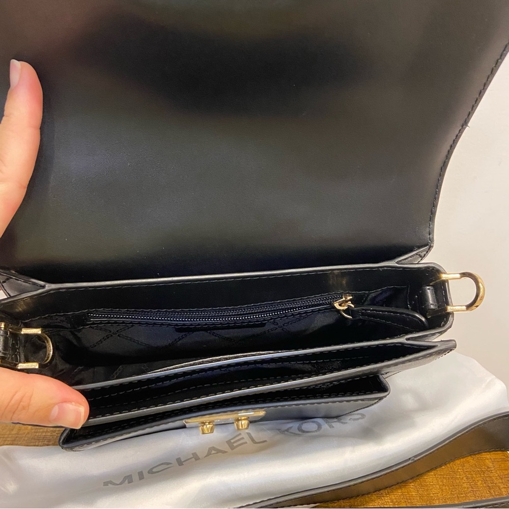 Michael Kors Black and Tan Crossbody Bag - Picture 3 of 16